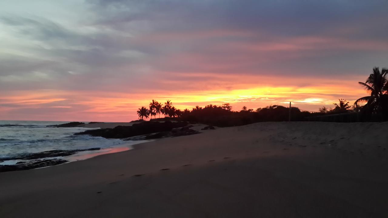 Ampeni Ko-Sa Beach Resort Ltd מראה חיצוני תמונה